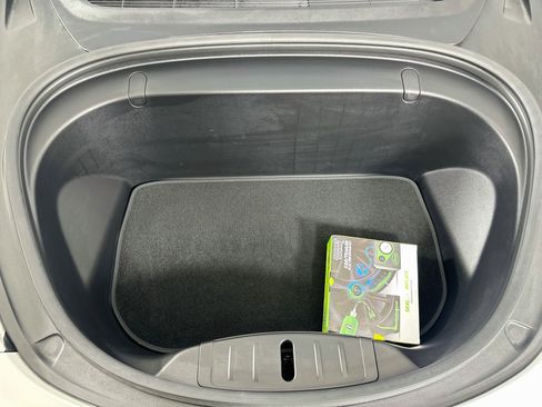 Used 2018 Tesla Model 3 Long Range RWD image 33