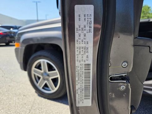 Used 2016 Jeep Patriot Sport w/ Power Value Group FWD image 19