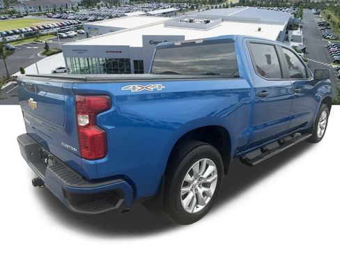 Used 2023 Chevrolet Silverado 1500 Custom image 4