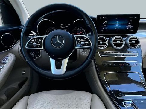 Used 2021 Mercedes-Benz GLC 300 image 6