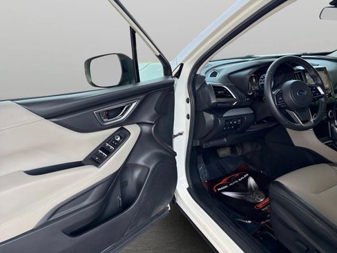 Used 2019 Subaru Forester Limited AWD/4WD image 11
