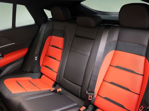 Used 2026 Mercedes-Benz GLE 63 AMG S image 26