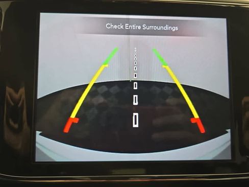 Used 2021 Jeep Grand Cherokee Laredo X image 27