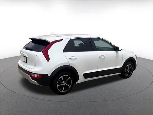 Used 2026 Kia Niro LX FWD image 14