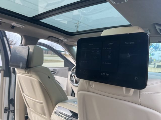Used 2021 Cadillac Escalade ESV Sport Platinum AWD/4WD image 17