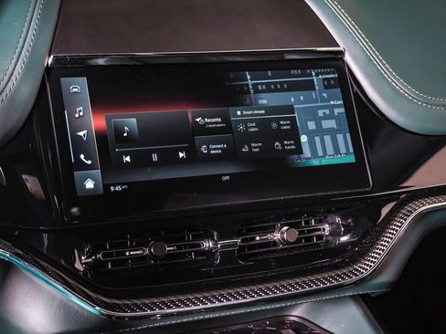 Used 2025 Aston Martin DBX 707 image 24