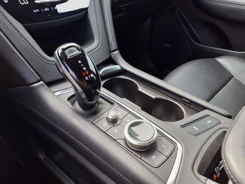 Used 2023 Cadillac XT5 Premium Luxury image 14
