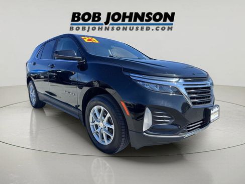 Used 2023 Chevrolet Equinox LT AWD/4WD image 1