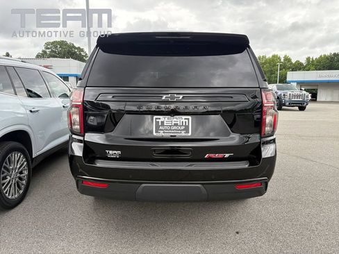 Used 2023 Chevrolet Suburban RST w/ Max Trailering Package AWD/4WD image 30