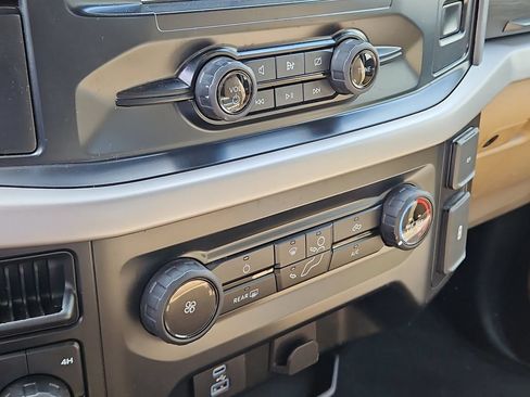 Used 2023 Ford F150 XLT AWD/4WD image 32