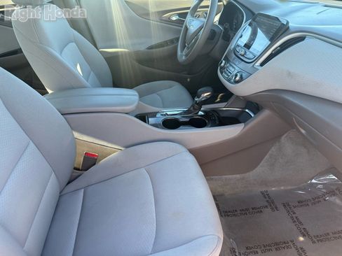 Used 2024 Chevrolet Malibu LT image 29