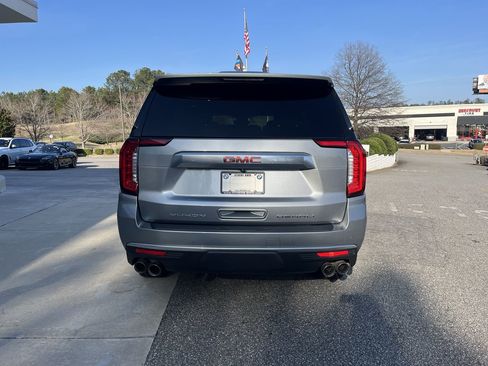 Used 2023 GMC Yukon Denali image 7