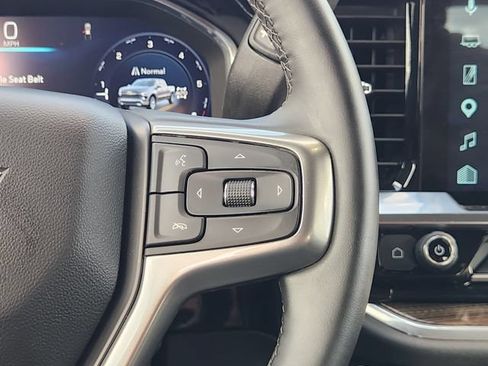 Used 2025 Chevrolet Silverado 1500 LT AWD/4WD image 29
