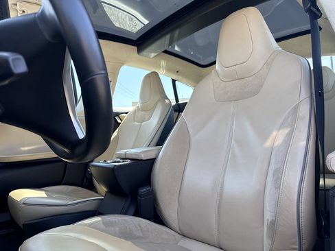 Used 2012 Tesla Model S Performance RWD image 9