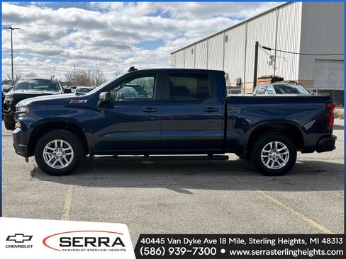Used 2021 Chevrolet Silverado 1500 RST w/ Z71 Off-Road Package image 2