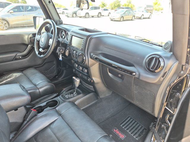 Used 2012 Jeep Wrangler Unlimited Sahara AWD/4WD image 18