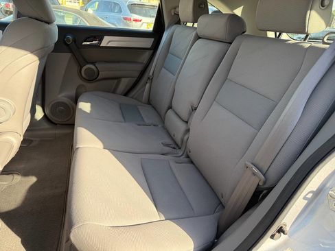 Used 2011 Honda CR-V LX image 25