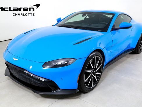 Used 2020 Aston Martin V8 Vantage Coupe image 1