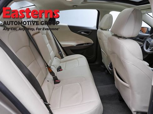 Used 2024 Chevrolet Malibu LT FWD image 25