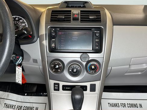 Used 2013 Toyota Corolla LE w/ Premium Pkg FWD image 16