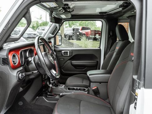 Used 2021 Jeep Wrangler Rubicon w/ Uconnect 4C Nav & Sound Group AWD/4WD image 25