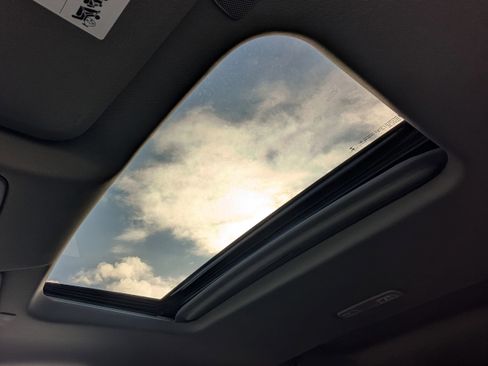 Used 2021 Chevrolet Silverado 1500 LT Trail Boss w/ Convenience Package II image 20