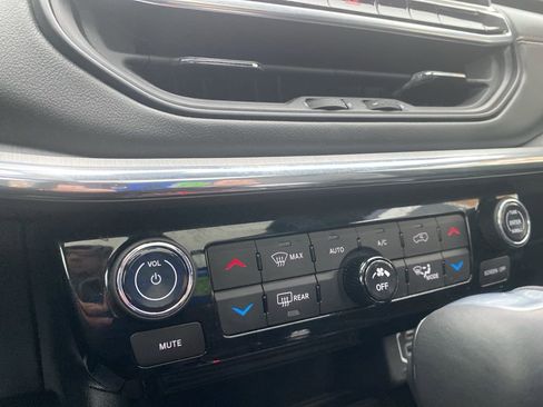 Certified 2022 Jeep Compass Limited w/ (RED) Package image 27