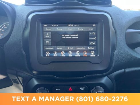 Used 2019 Jeep Renegade Latitude w/ Cold Weather Group AWD/4WD image 18