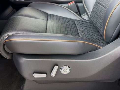 New 2025 Lincoln Navigator Black Label AWD/4WD image 20