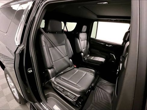 Used 2024 GMC Yukon XL Denali AWD/4WD image 26