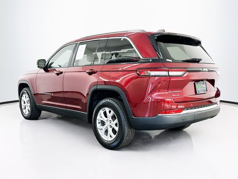 Used 2023 Jeep Grand Cherokee Limited AWD/4WD image 5