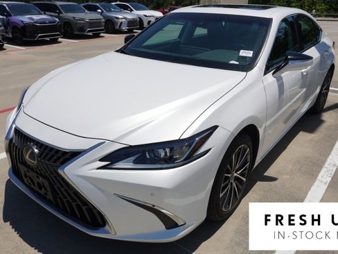 Used 2025 Lexus ES 300h w/ Premium Package FWD image 1