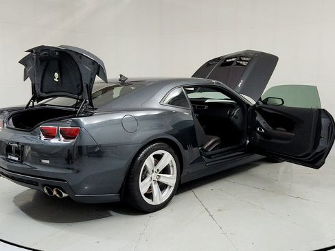 Used 2012 Chevrolet Camaro ZL1 RWD image 10