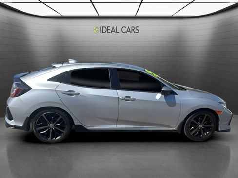 Used 2020 Honda Civic Sport image 4