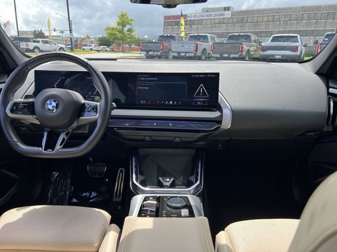 Used 2025 BMW X3 xDrive30i w/ Premium Package AWD/4WD image 23