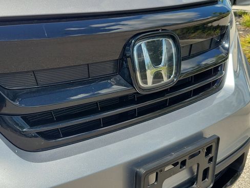 Used 2022 Honda Pilot TrailSport image 7