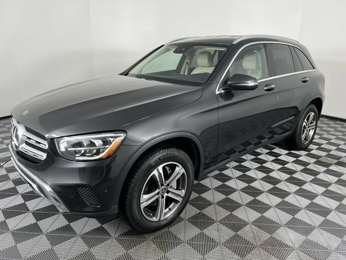 Used 2022 Mercedes-Benz GLC 300 4MATIC image 8