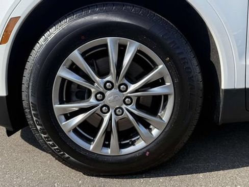Certified 2023 Cadillac XT5 Premium Luxury AWD/4WD image 11