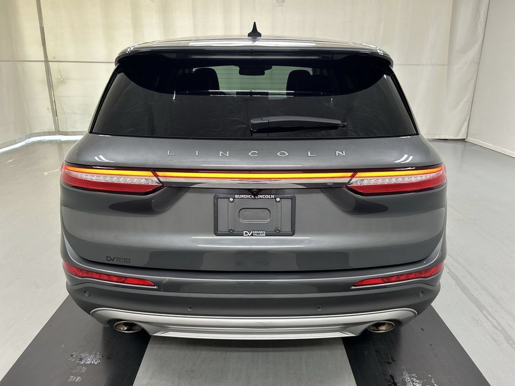 Used 2023 Lincoln Corsair AWD image 21