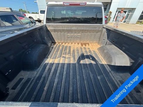 Used 2022 GMC Sierra 1500 SLT w/ Driver Alert Package I AWD/4WD image 6