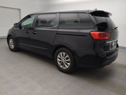 Used 2020 Kia Sedona LX FWD image 3