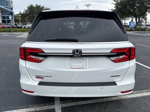 Certified 2024 Honda Odyssey Touring image 5