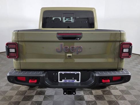 New 2026 Jeep Gladiator Rubicon AWD/4WD image 6