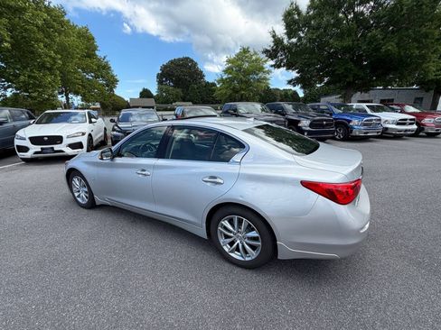 Used 2015 INFINITI Q50 AWD w/ Moonroof Package image 6