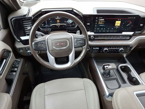 Certified 2022 GMC Sierra 1500 SLT w/ SLT Premium Plus Package image 21