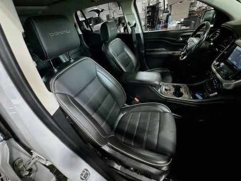 Used 2021 GMC Acadia Denali w/ Denali Ultimate Package AWD/4WD image 25