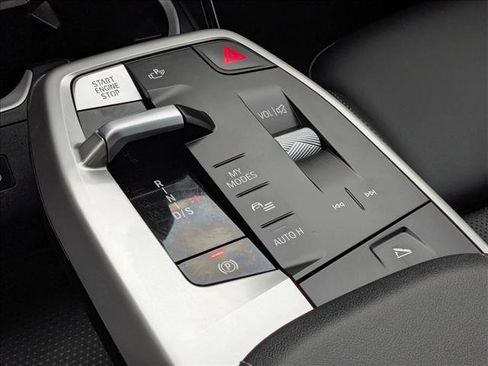 Used 2025 BMW X1 xDrive28i image 19