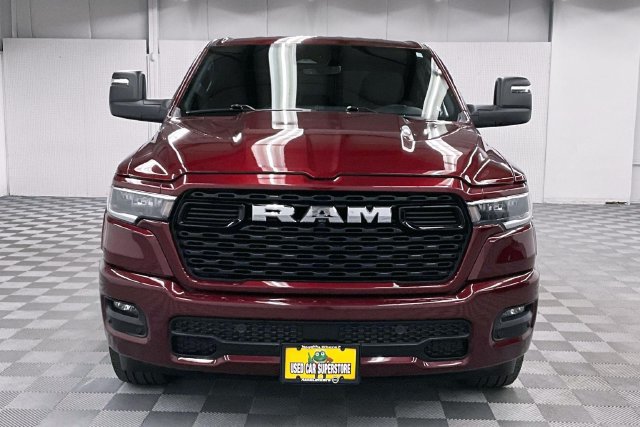 Used 2025 RAM 1500 Big Horn AWD/4WD image 4