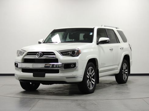Used 2023 Toyota 4Runner Limited image 8