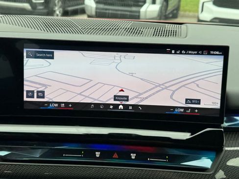 New 2027 BMW M5 Touring AWD/4WD image 32